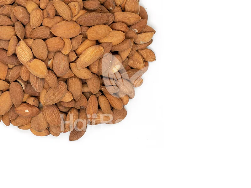 نمایی از مغز بادام خارجی درشت اعلا