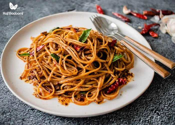 نودل پنیر پیتزا با گوشت چرخ کرده