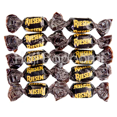 تافی تلخ ریزن با روکش شکلات تلخ و مغز کارامل