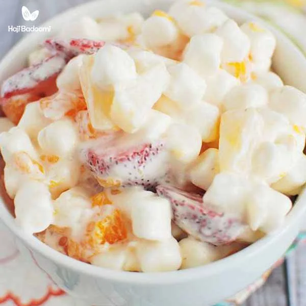 روشهای مصرف مارشمالو: 3. ترکیب میوهها با مارشمالو