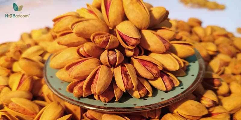 معرفی پسته احمد آقایی درجه یک